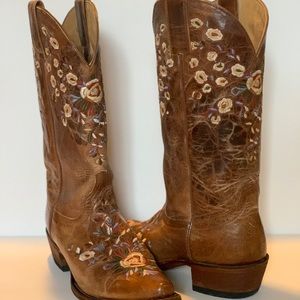 SHYANNE® WOMEN'S FLORAL EMBROIDERED WESTERN BOOTS